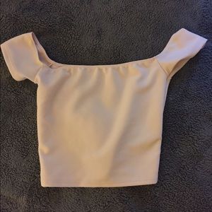 Off the shoulder tee